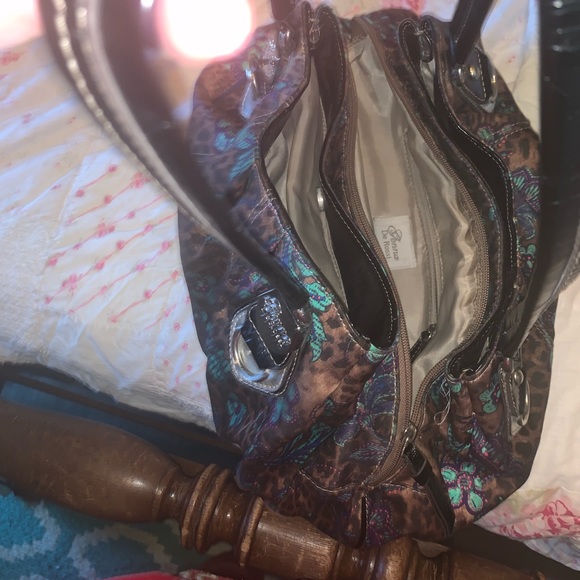 Very spacey purse - Picture 2 of 2